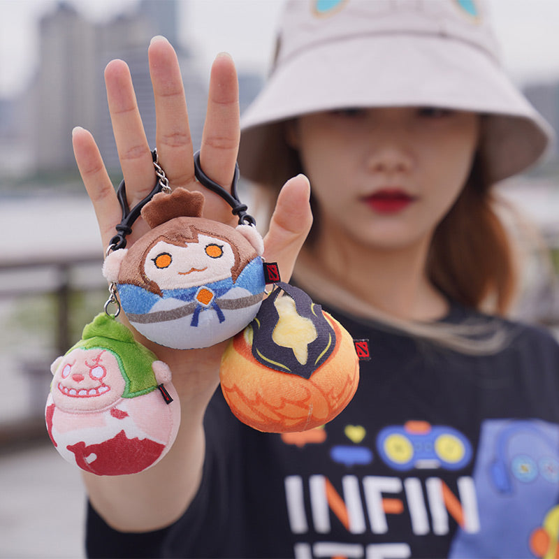 TI11 DECOMPRESSION PINCH BALL PLUSH